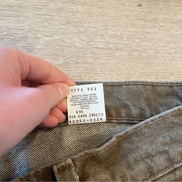 Vintage Levi’s Orange Tab Men’s 562 Loose Fit Husky Green Faded Jean Size 36x29 - Picture 4 of 6